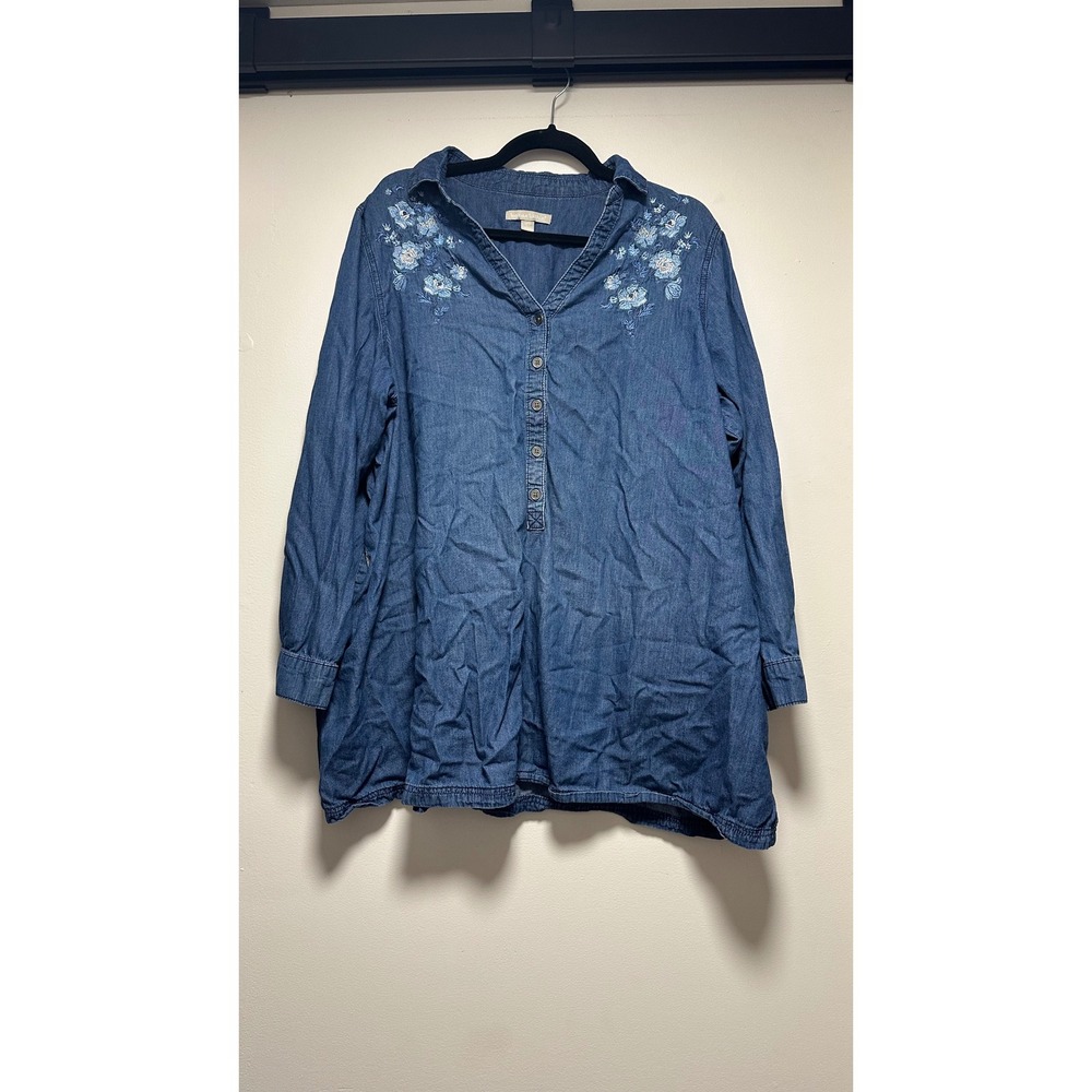 Woman Within Blue Denim Floral Embroidered Tunic Top 18/20 L Cotton Pockets